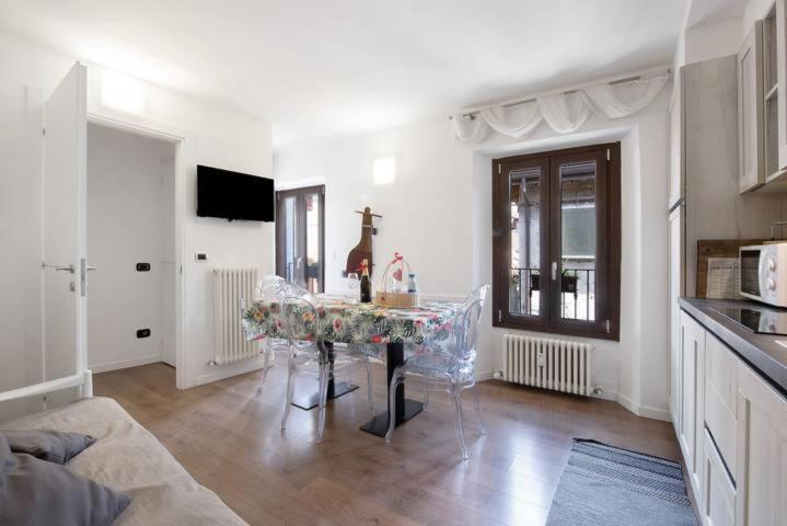 Le Coccinelle Home Манделло-дель-Ларио Экстерьер фото